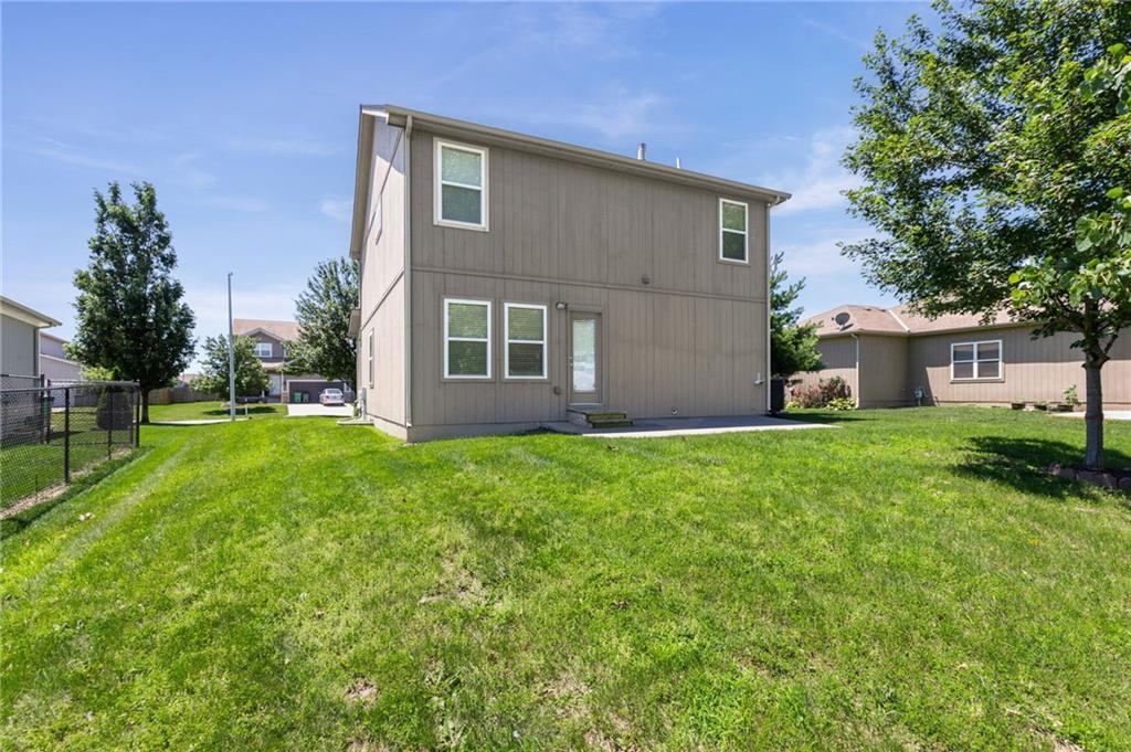 432 E Pawnee Lane Property Photo 27