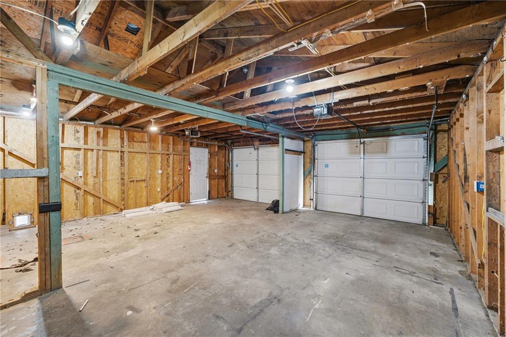 200 N 16th Street Property Photo 29