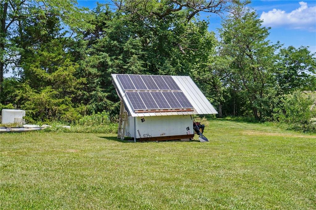 17846 270th Road Property Photo 7