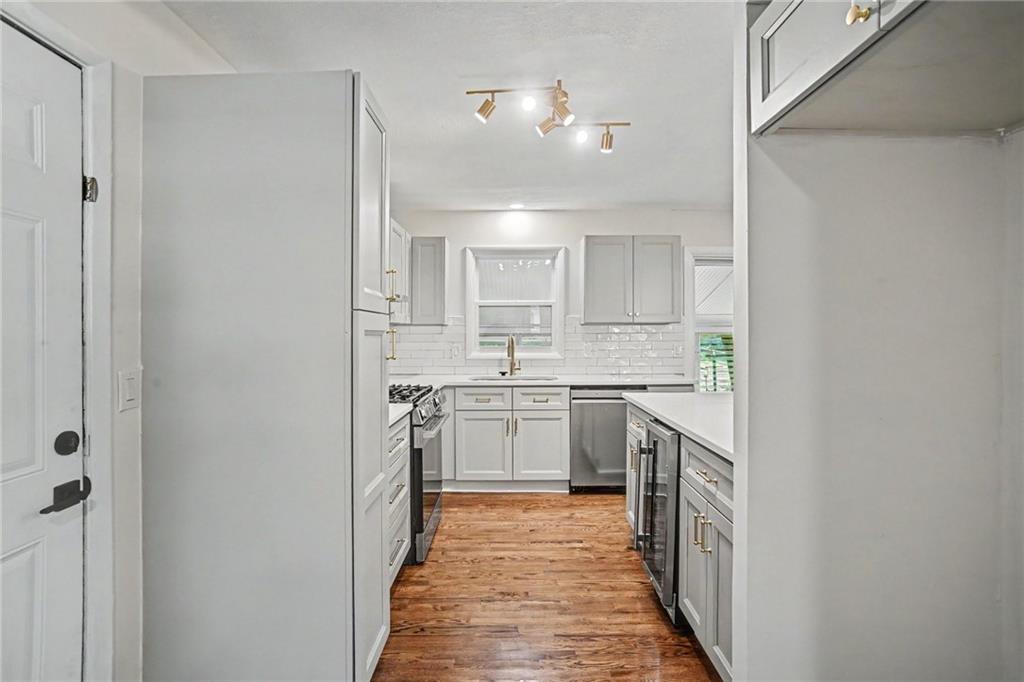 11123 Grand Avenue Property Photo 10