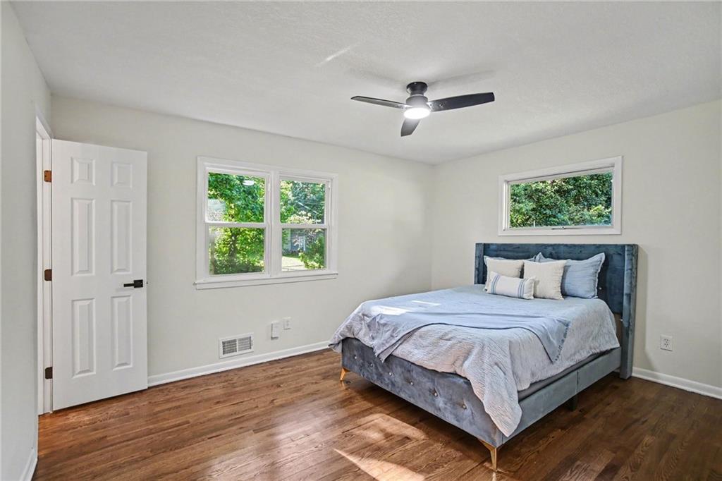 11123 Grand Avenue Property Photo 15