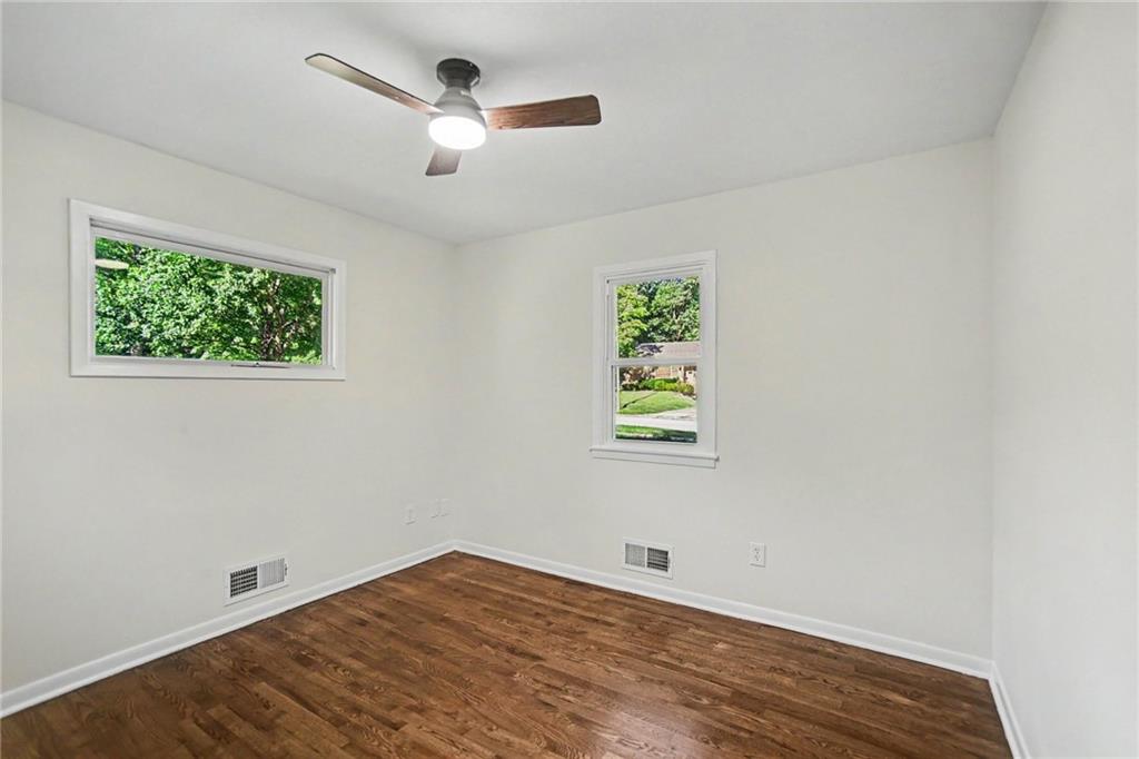 11123 Grand Avenue Property Photo 17
