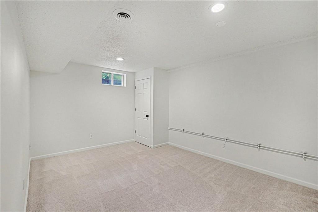 14059 W 147th Place Property Photo 31