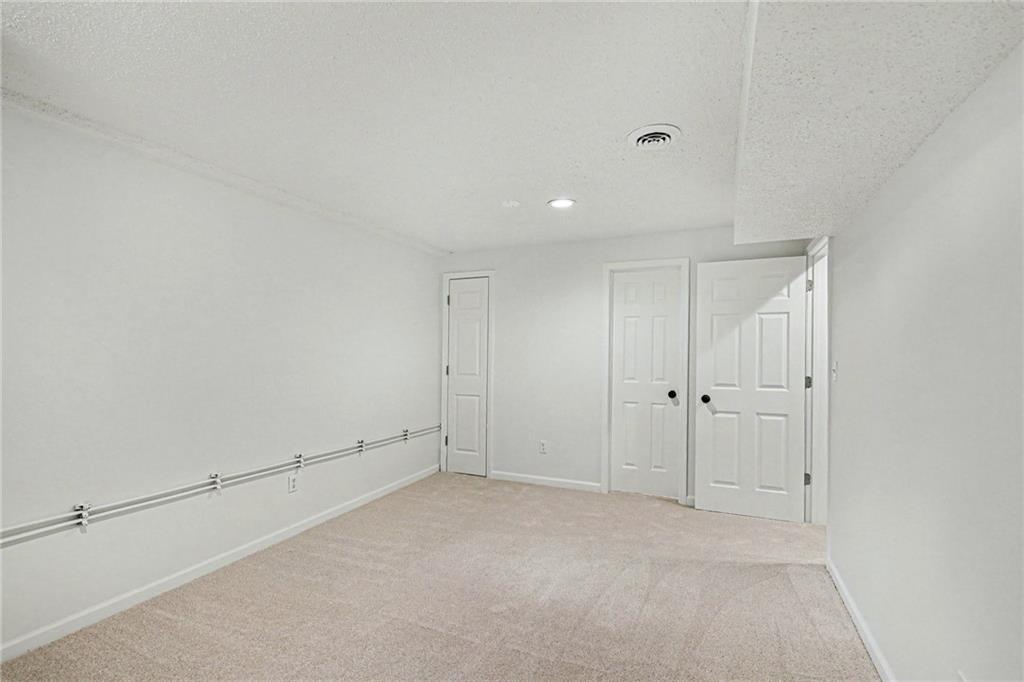14059 W 147th Place Property Photo 32