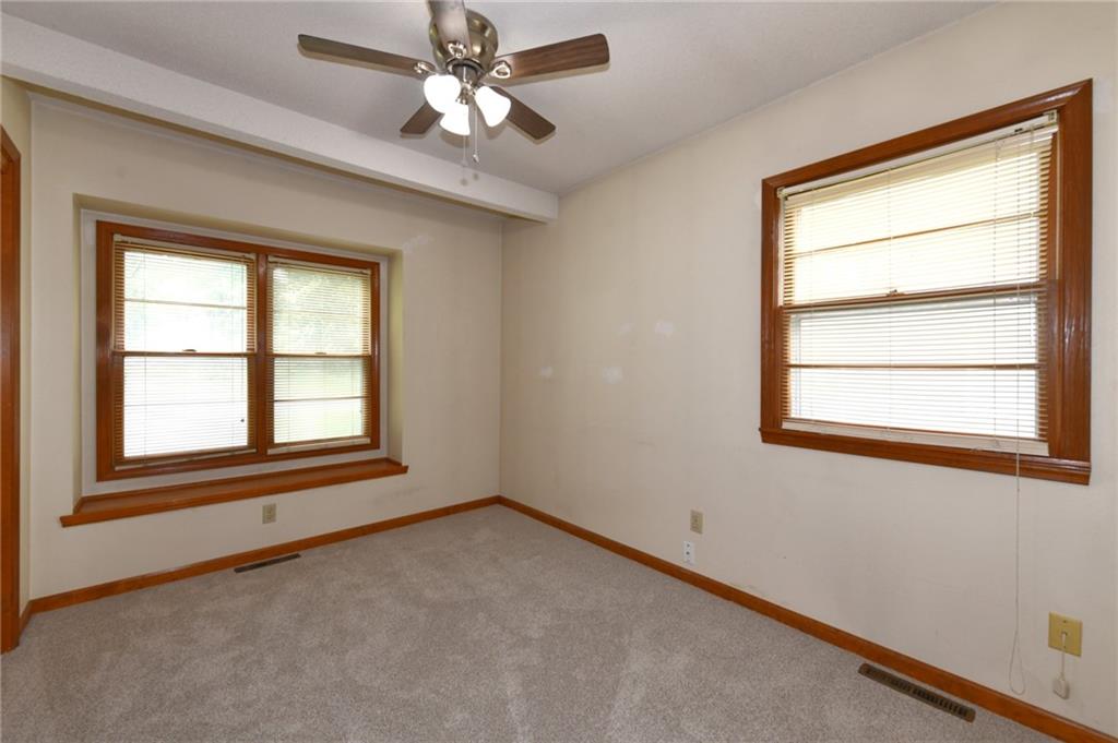 9604 E 32nd Street Property Photo 33