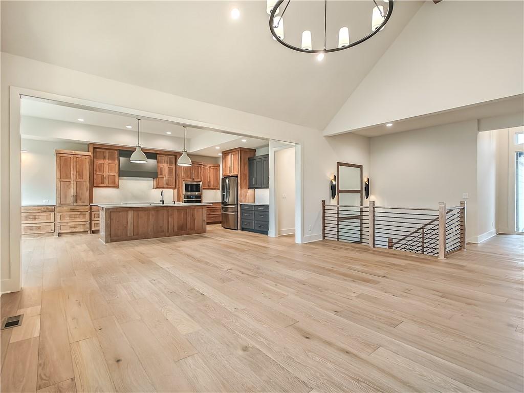 15181 W 168th Place Property Photo 12