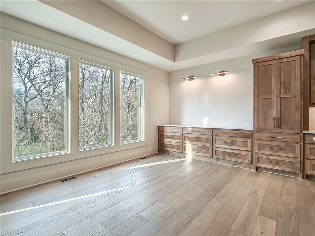 15181 W 168th Place Property Photo 33
