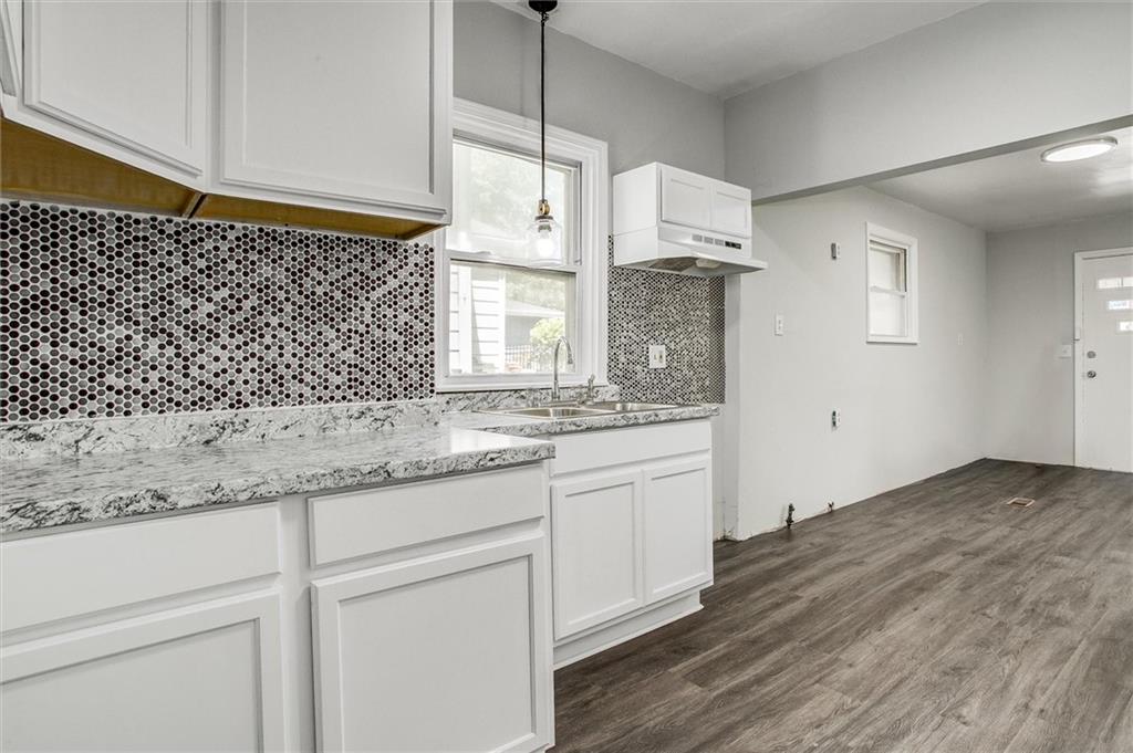 3222 E 28th Street Property Photo 15