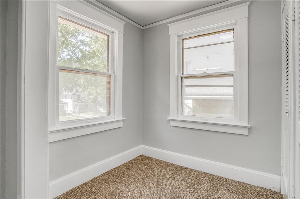 3222 E 28th Street Property Photo 22