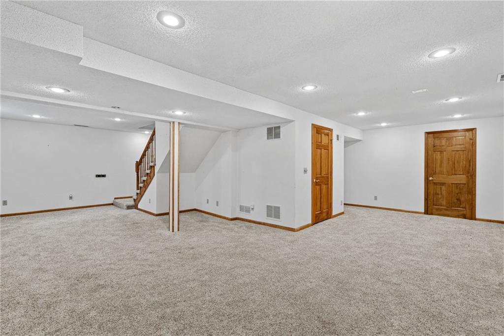14130 W 113th Terrace Property Photo 31