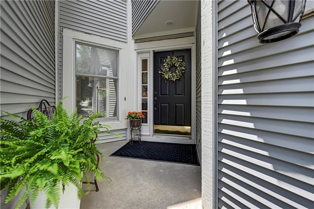 2433 W 137th Place Property Photo 4