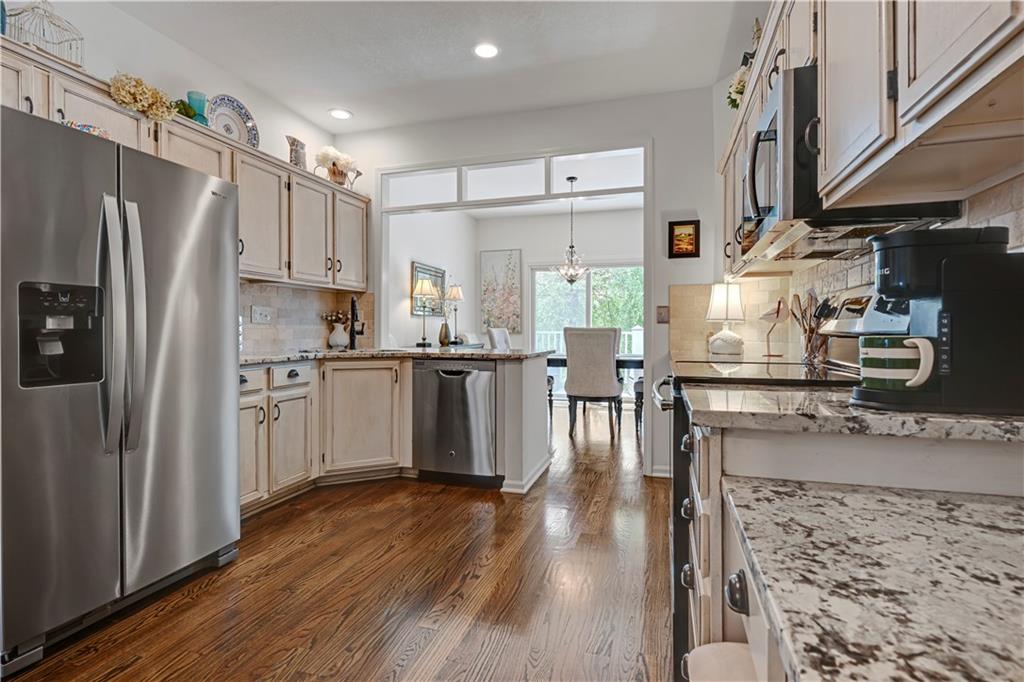 2433 W 137th Place Property Photo 15
