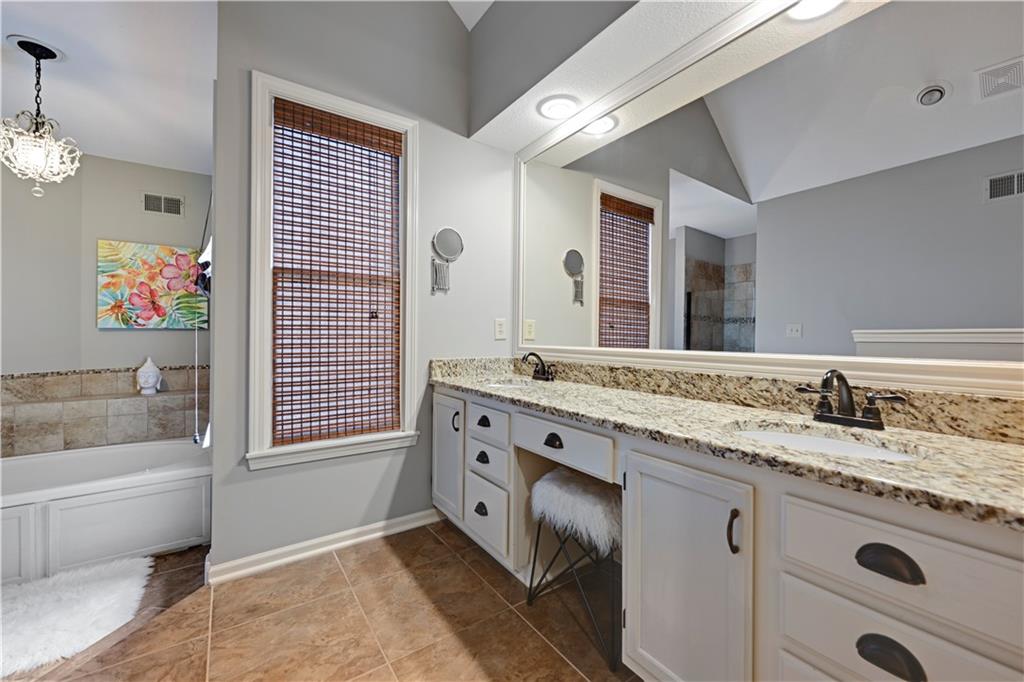 2433 W 137th Place Property Photo 25