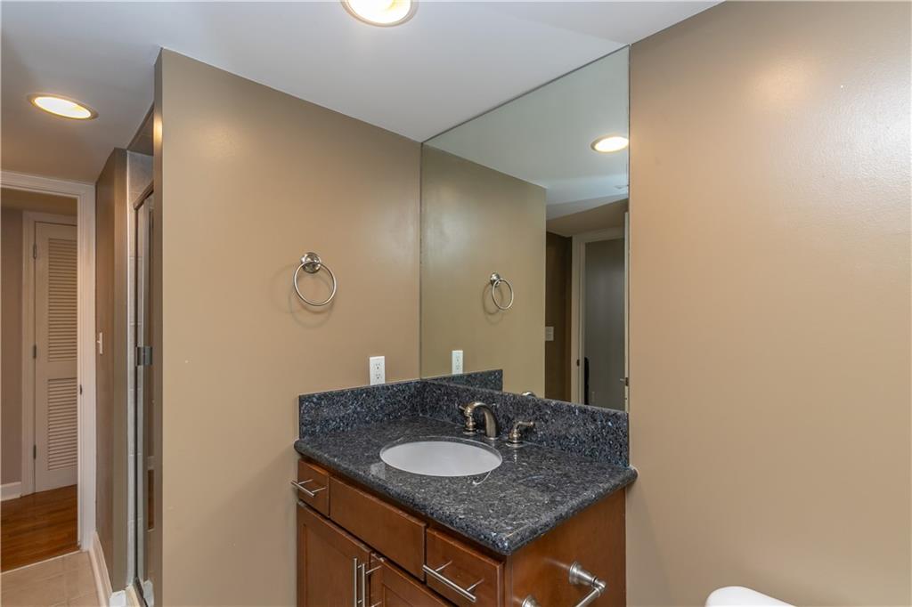 600 Admiral Boulevard Property Photo 9