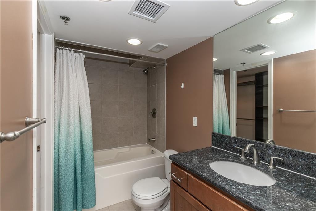 600 Admiral Boulevard Property Photo 15