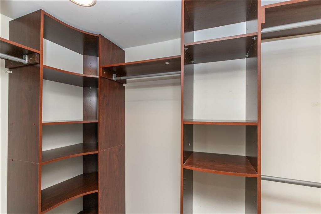 600 Admiral Boulevard Property Photo 16