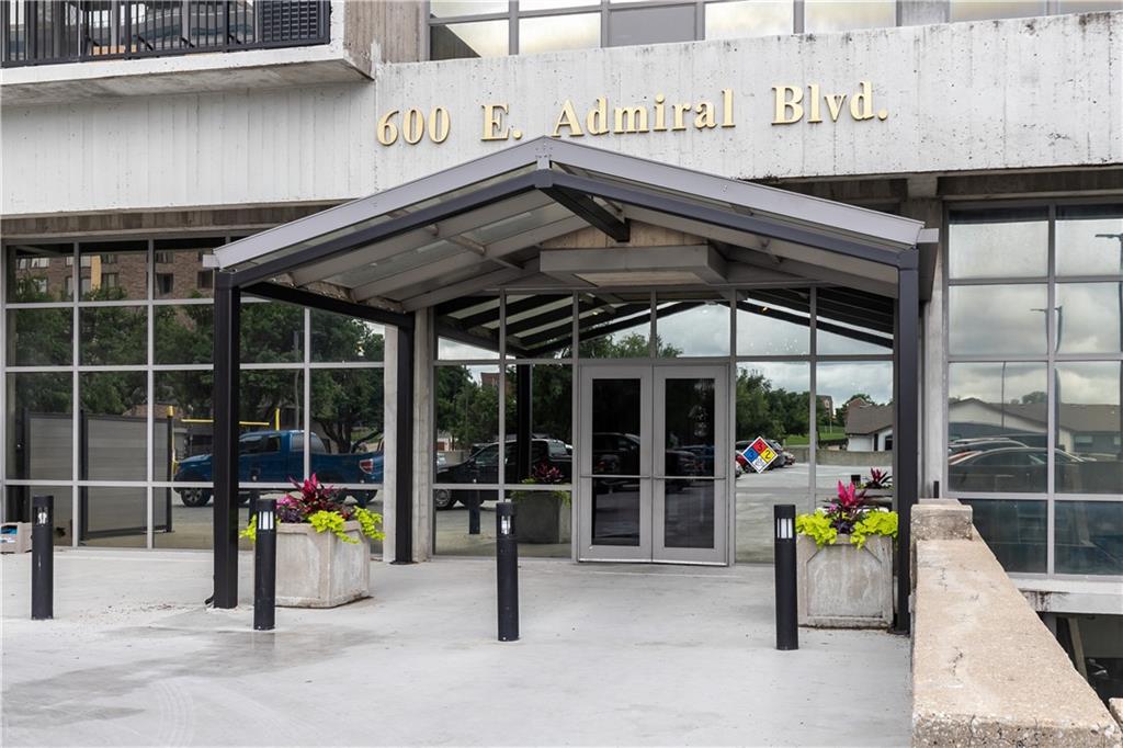600 Admiral Boulevard Property Photo 31