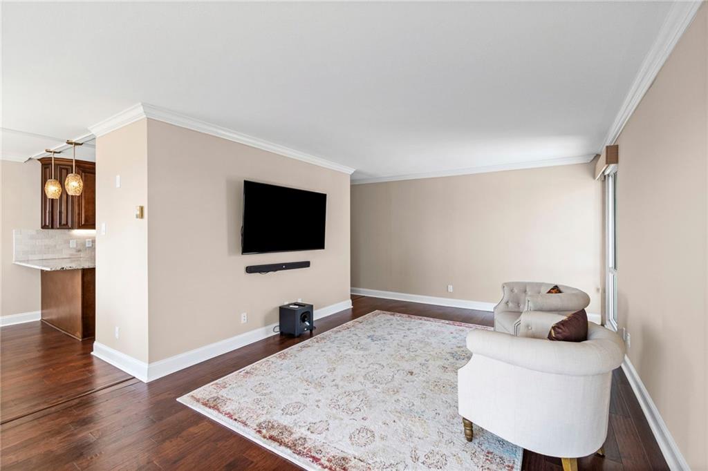 2510 Grand Boulevard Property Photo 15