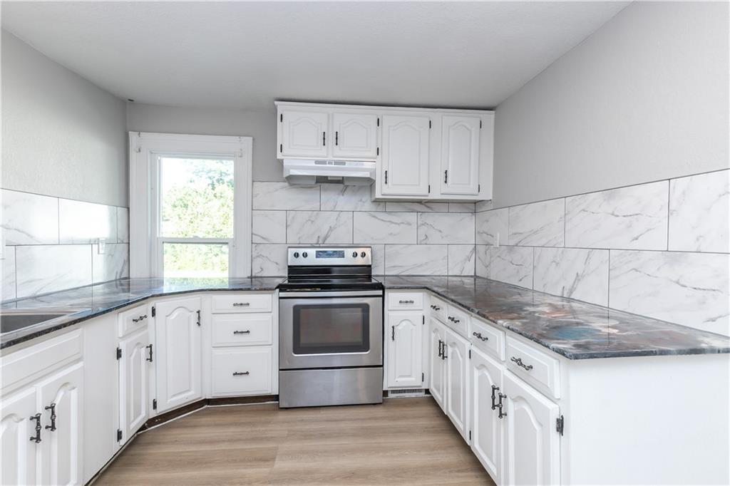 505 E Wall Street Property Photo 6