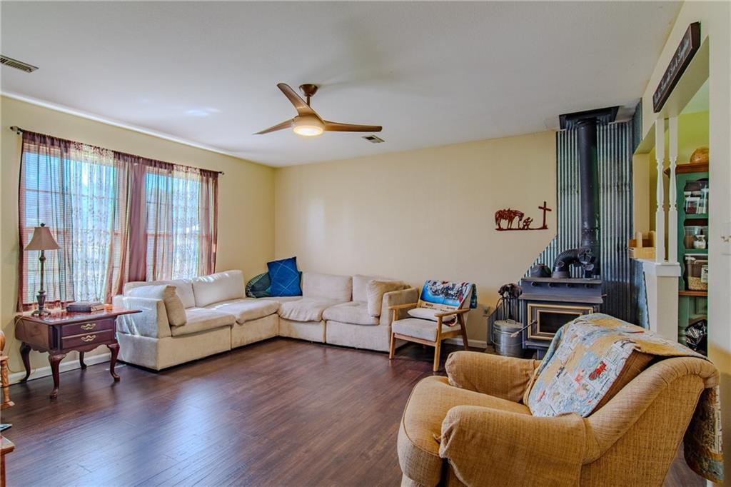 8352 Nw B Highway Property Photo 13