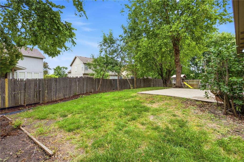 18366 W 157 Terrace Property Photo 35