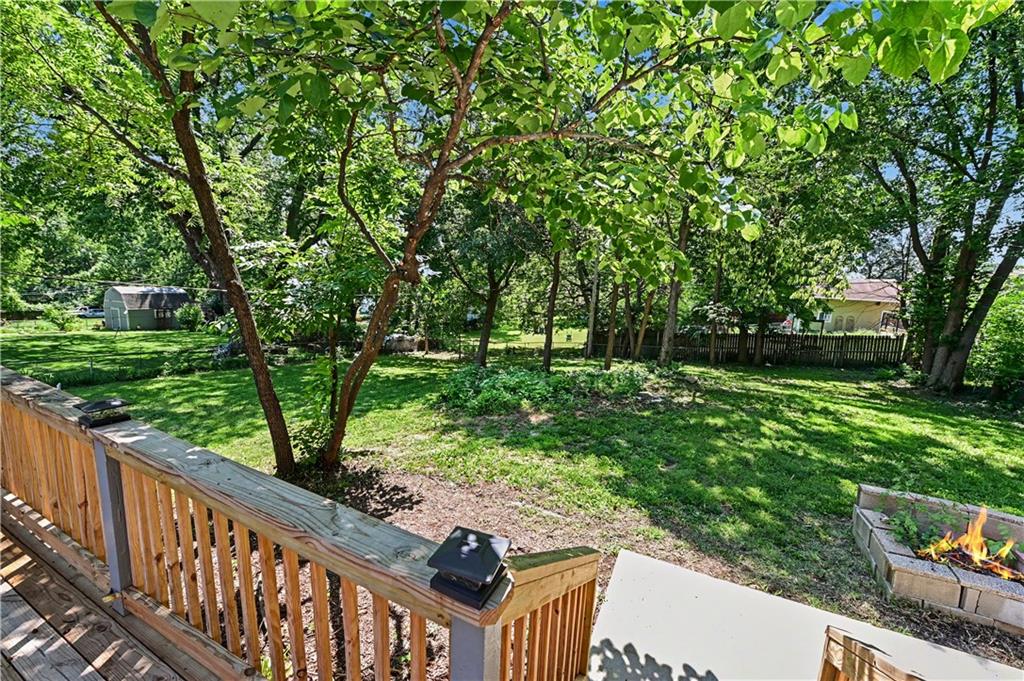7940 N Broadway Street Property Photo 22