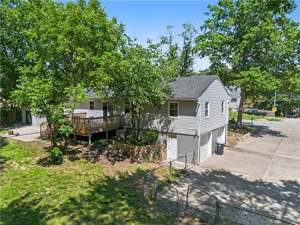 7940 N Broadway Street Property Photo 27