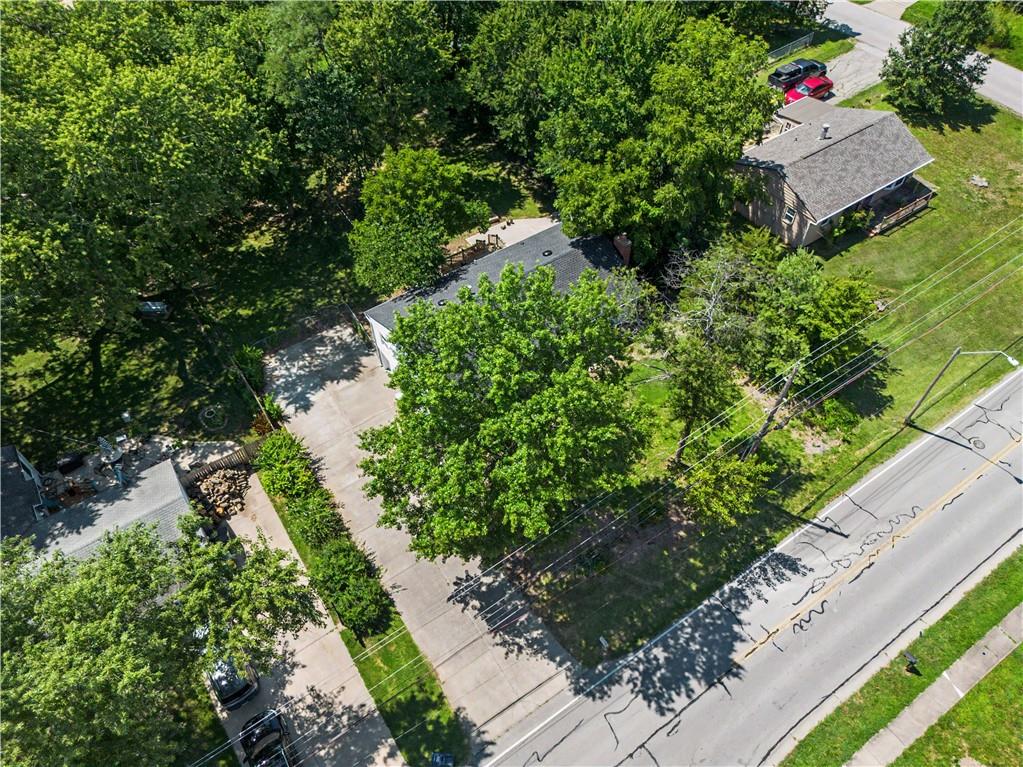 7940 N Broadway Street Property Photo 29