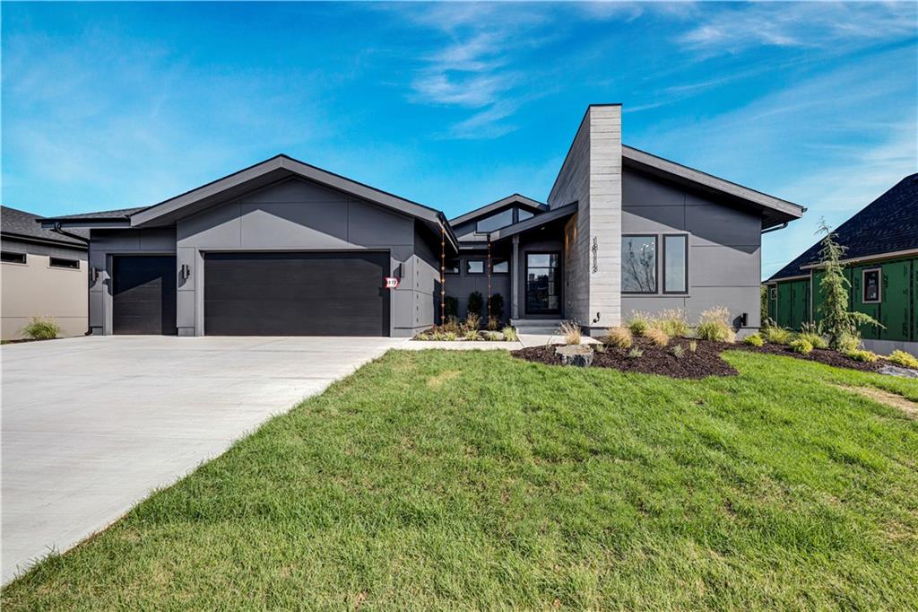 18113 Cody Street Property Photo 2