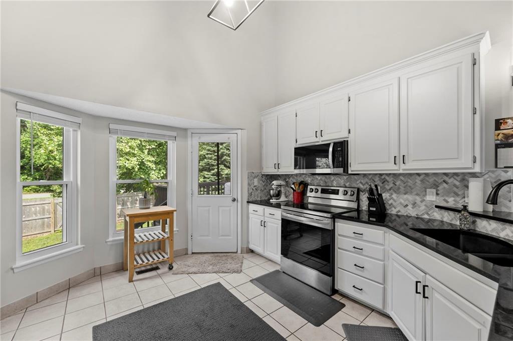 620 Silver Hill Drive Property Photo 12