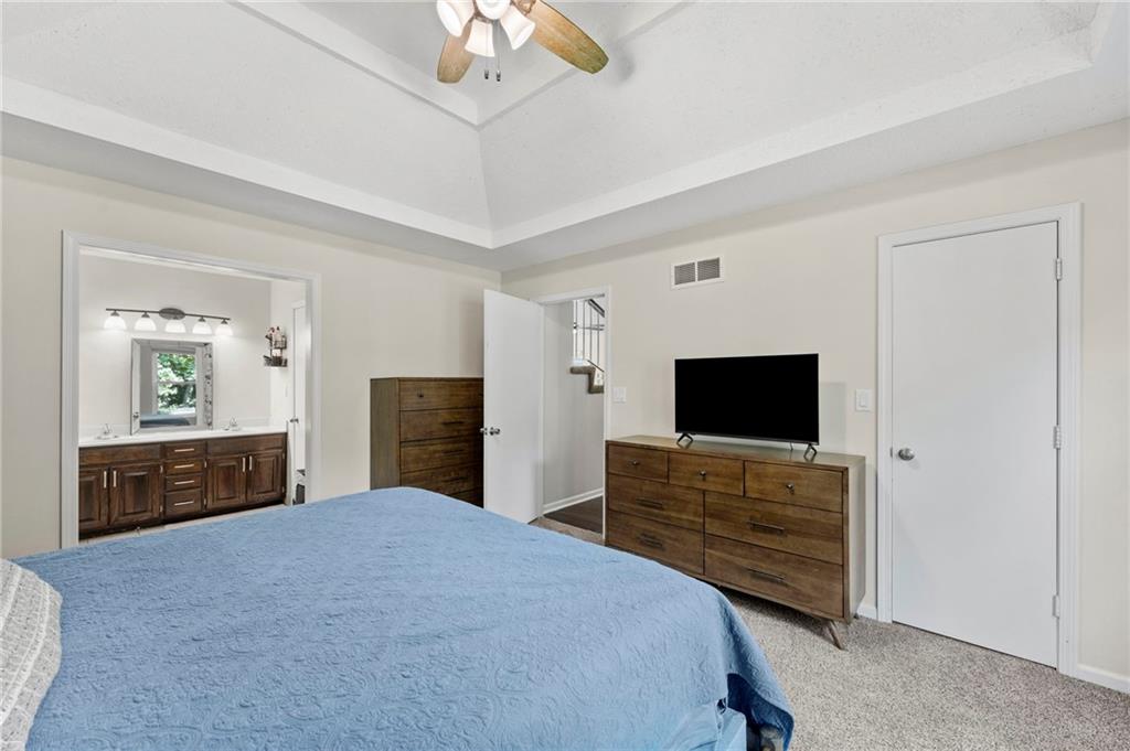 620 Silver Hill Drive Property Photo 16