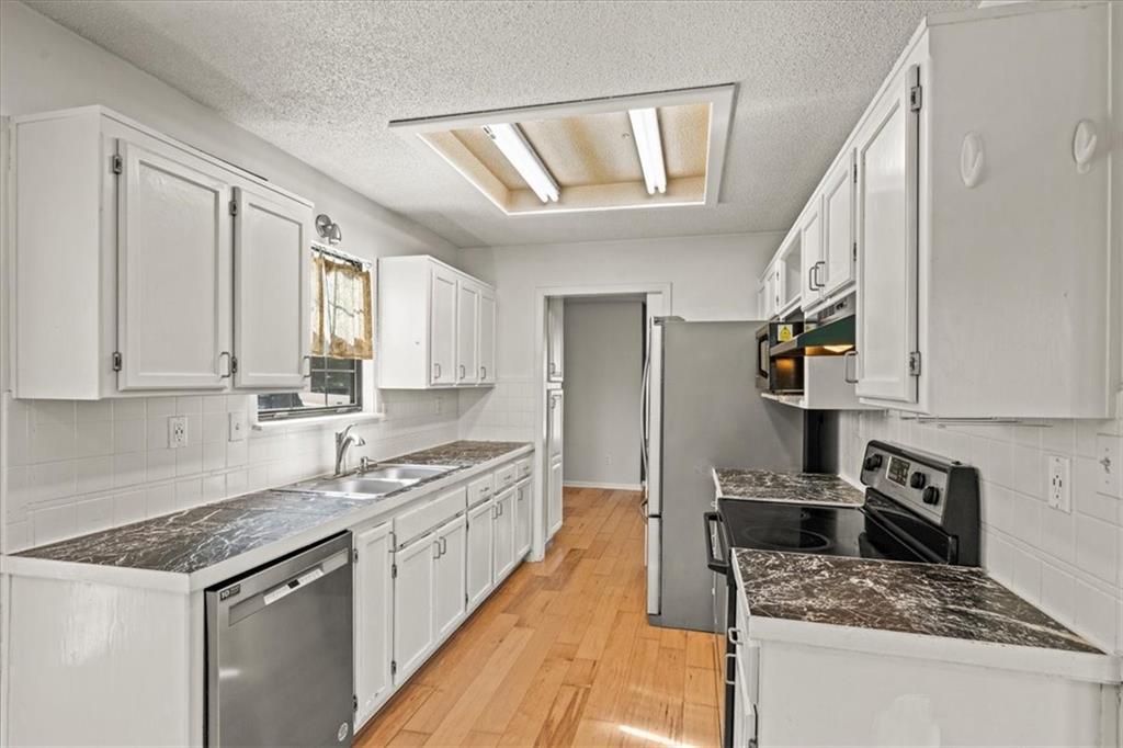 3408 E 104th Street Property Photo 13