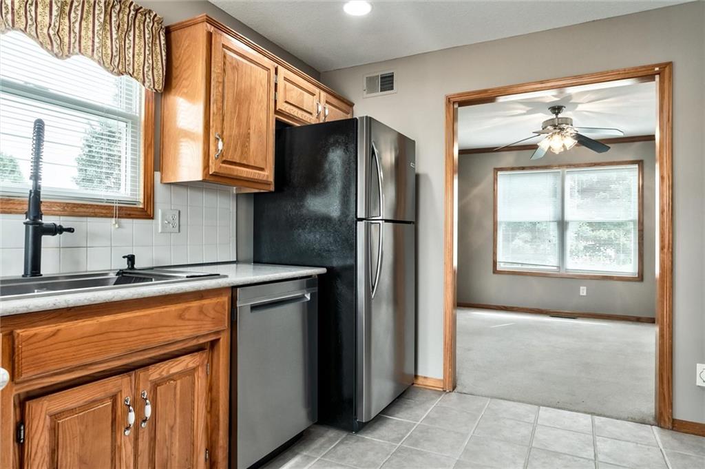 2715 Stratton Drive Property Photo 7