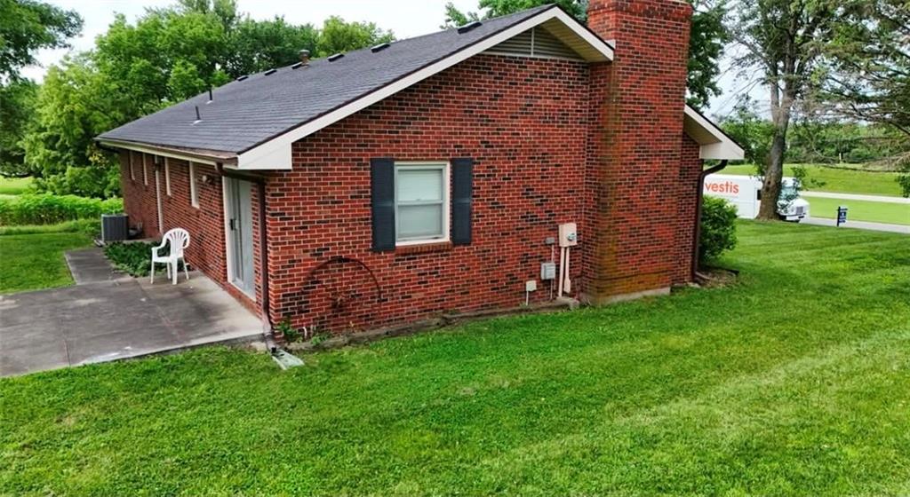 1305 S Us 71 Highway Property Photo 43