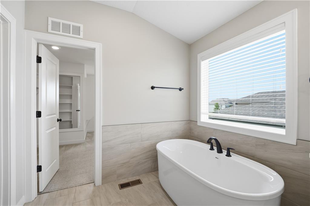 318 Nw Ambersham Drive Property Photo 53