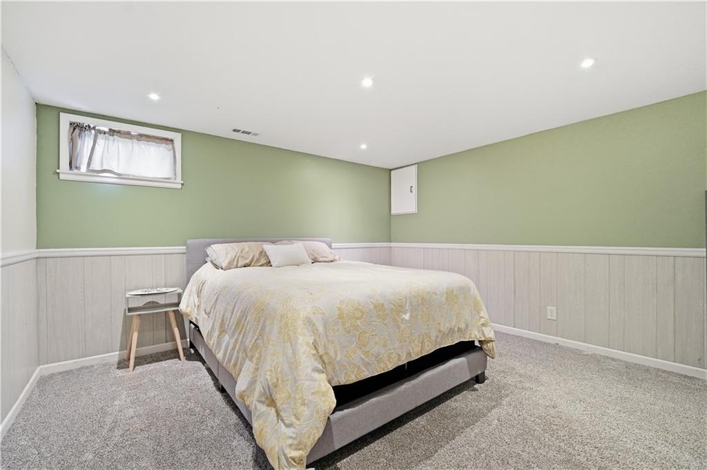 3916 Queen Ridge Drive Property Photo 26