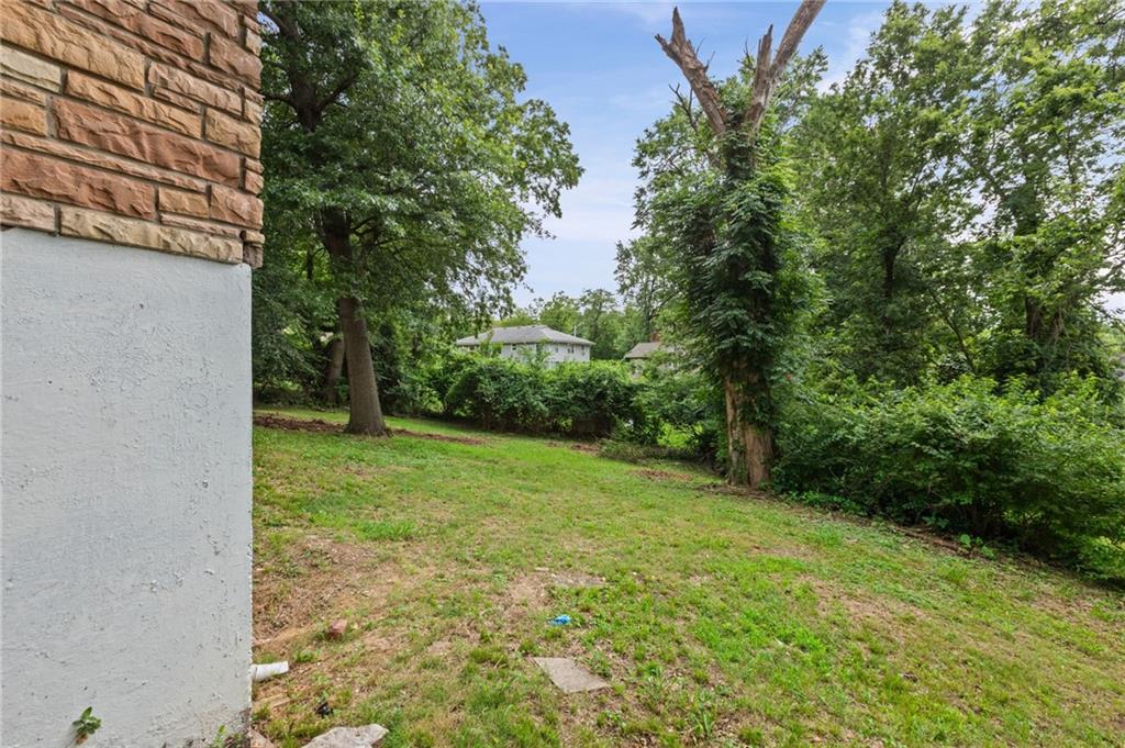 8105 E 80th Terrace Property Photo 37