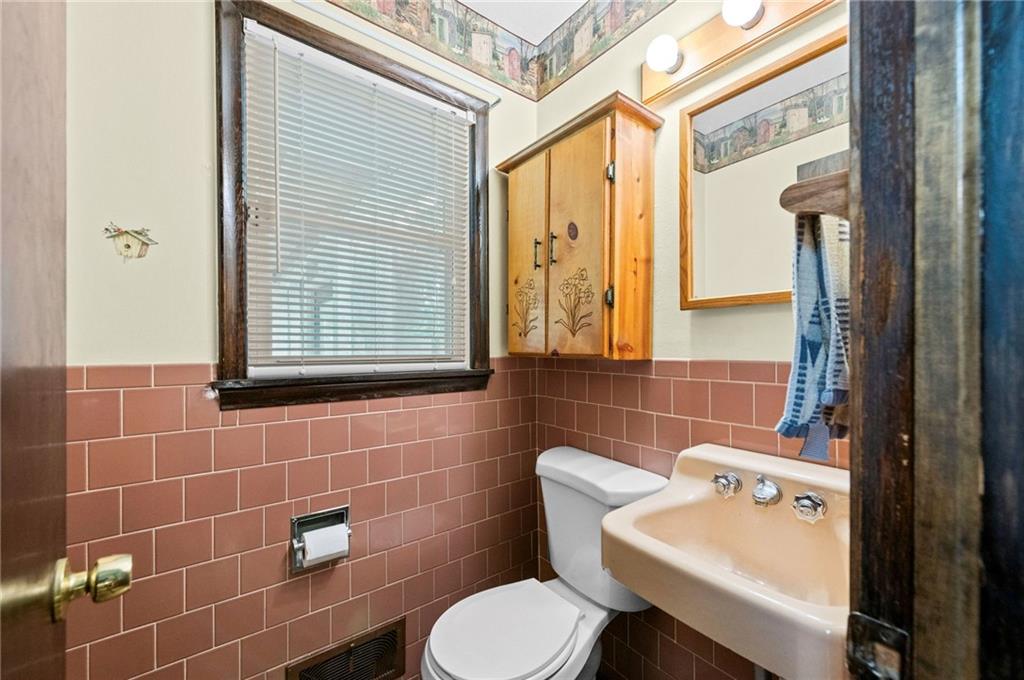 817 S Alexander Road Property Photo 13