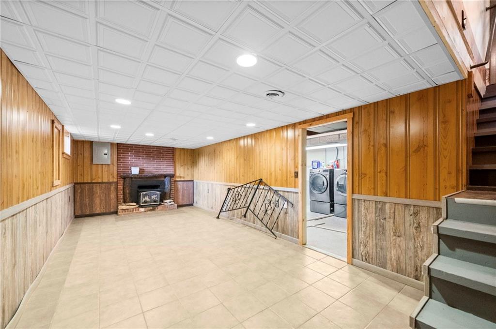 817 S Alexander Road Property Photo 25
