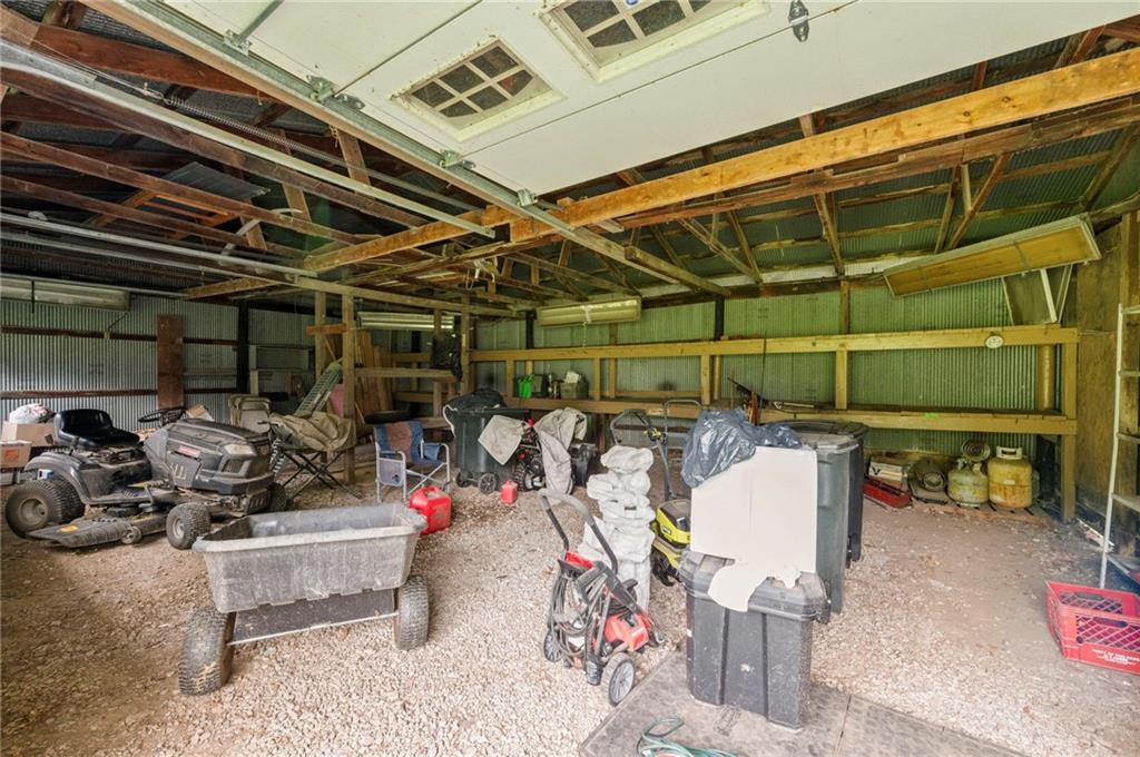 817 S Alexander Road Property Photo 43
