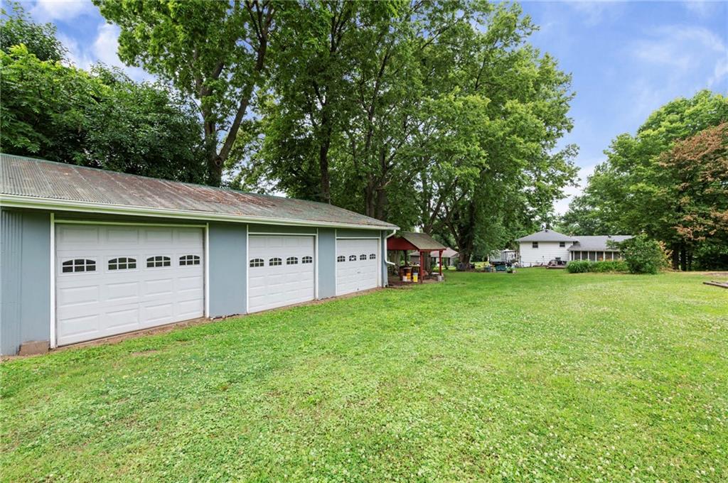 817 S Alexander Road Property Photo 44