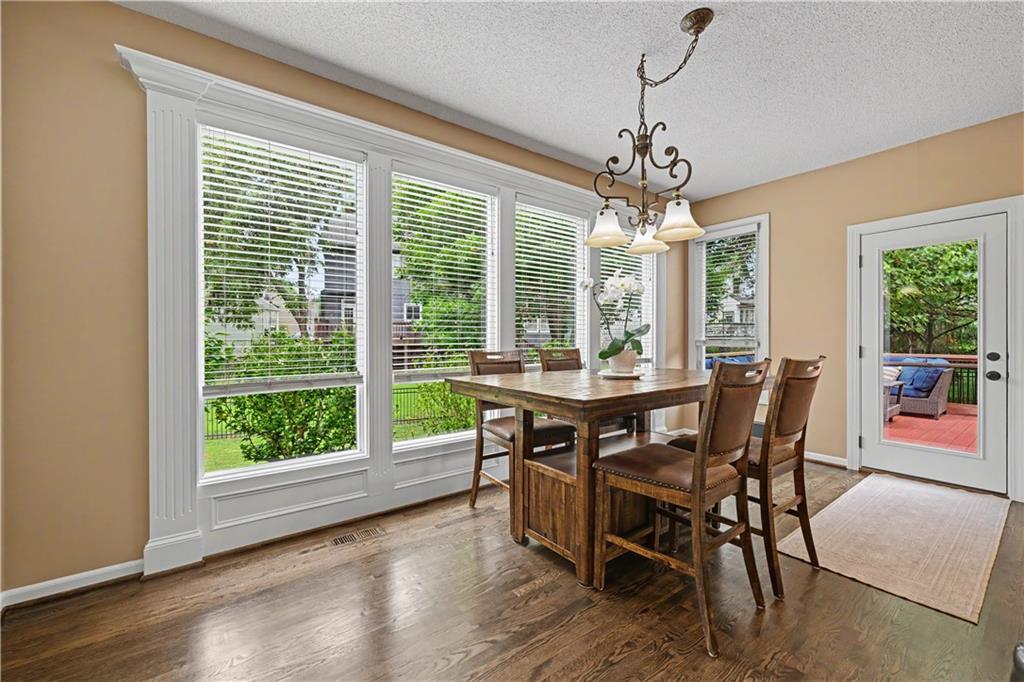 14022 Briar Street Property Photo 16