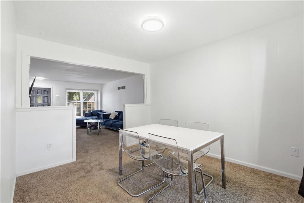 5900 Westridge Road Property Photo 10