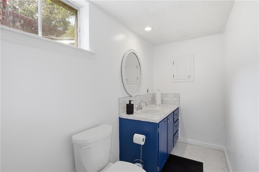 5900 Westridge Road Property Photo 19