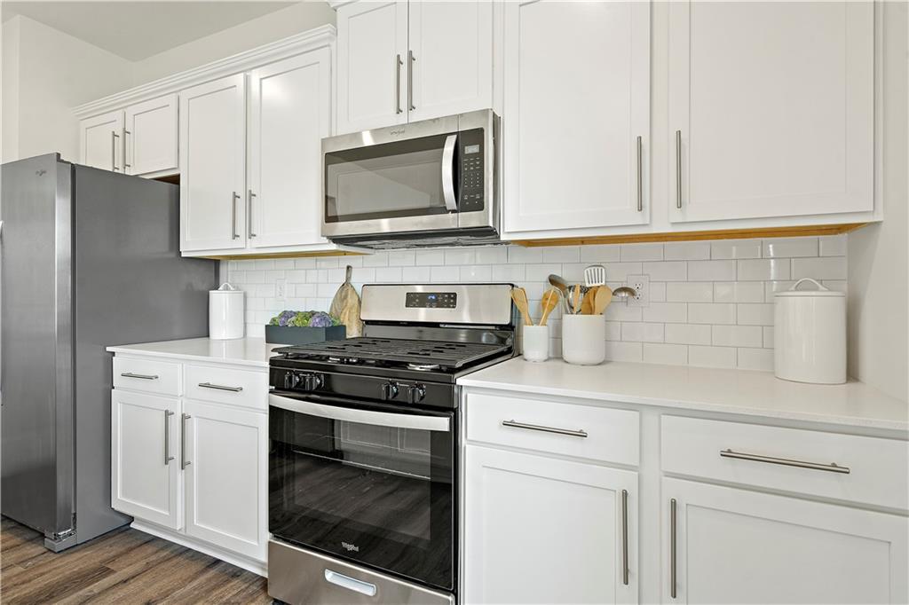 714 Solstice Circle Property Photo 13