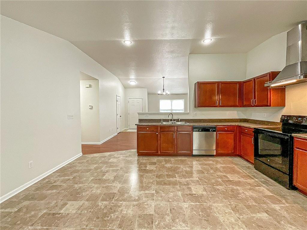14404 Eastern Court Property Photo 12