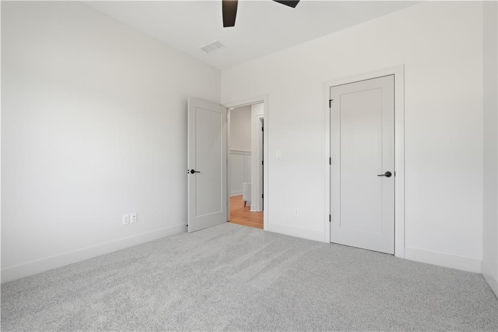 4073 Ne Chapel Manor Drive Property Photo 30