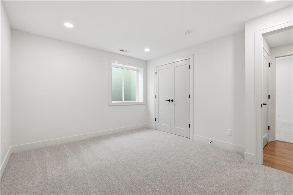4073 Ne Chapel Manor Drive Property Photo 40