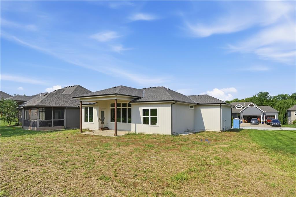 4073 Ne Chapel Manor Drive Property Photo 44