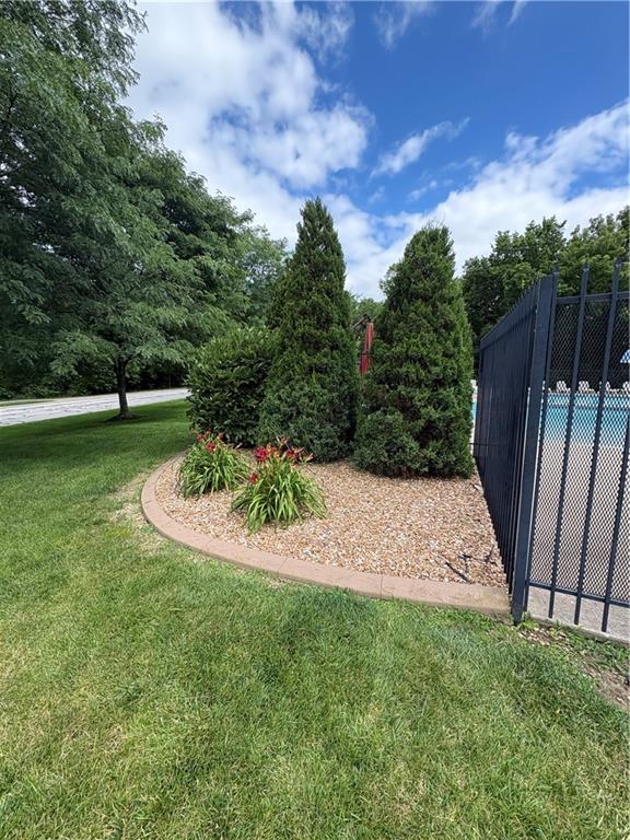 2907 Ne Viewpark Place Property Photo 11